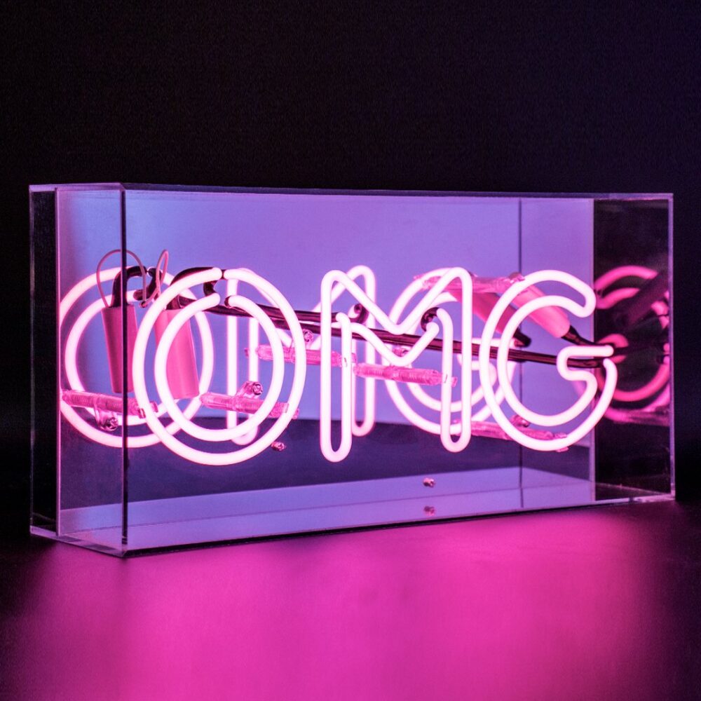 OMG’ Acrylic Box Neon Light – Pink